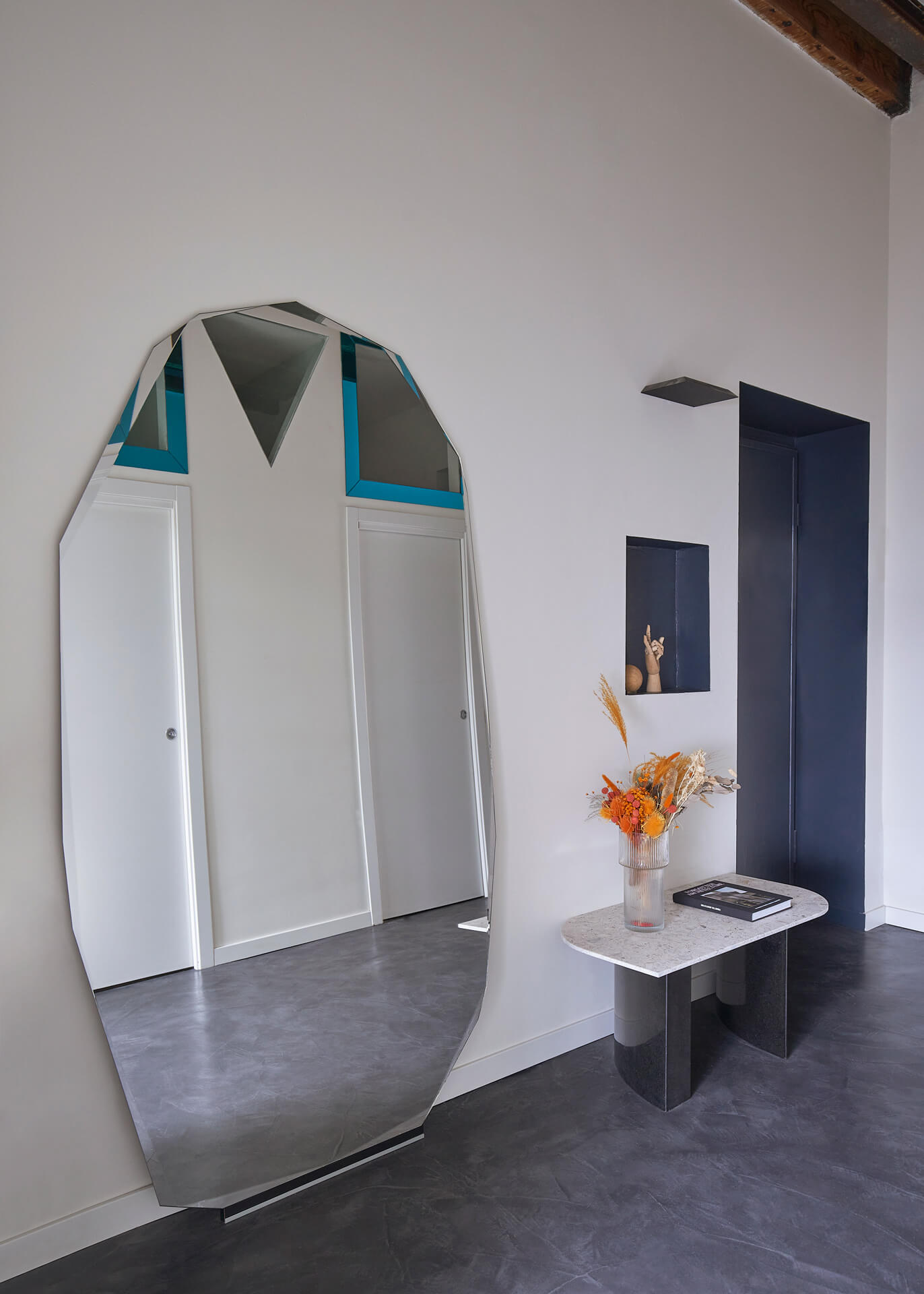 Loft DE — Foyer