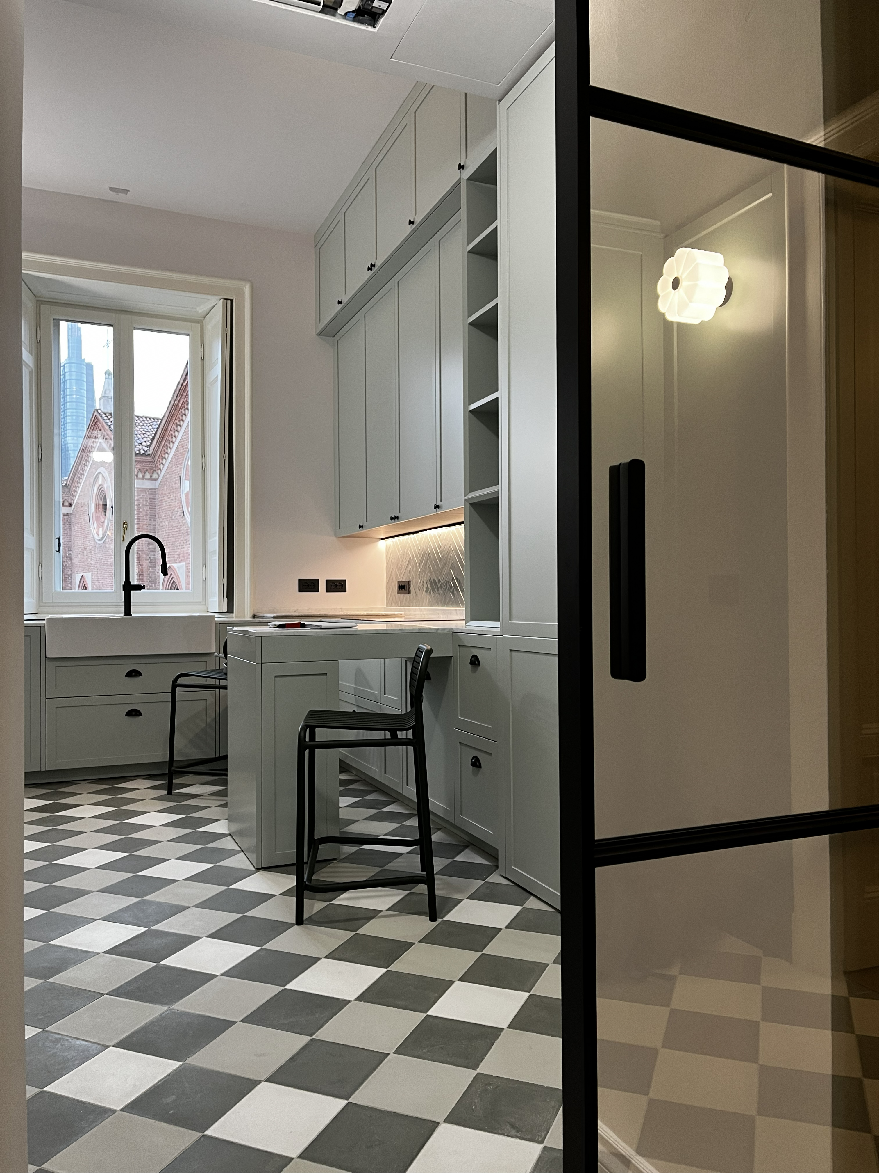 APT Moscova — Kitchen