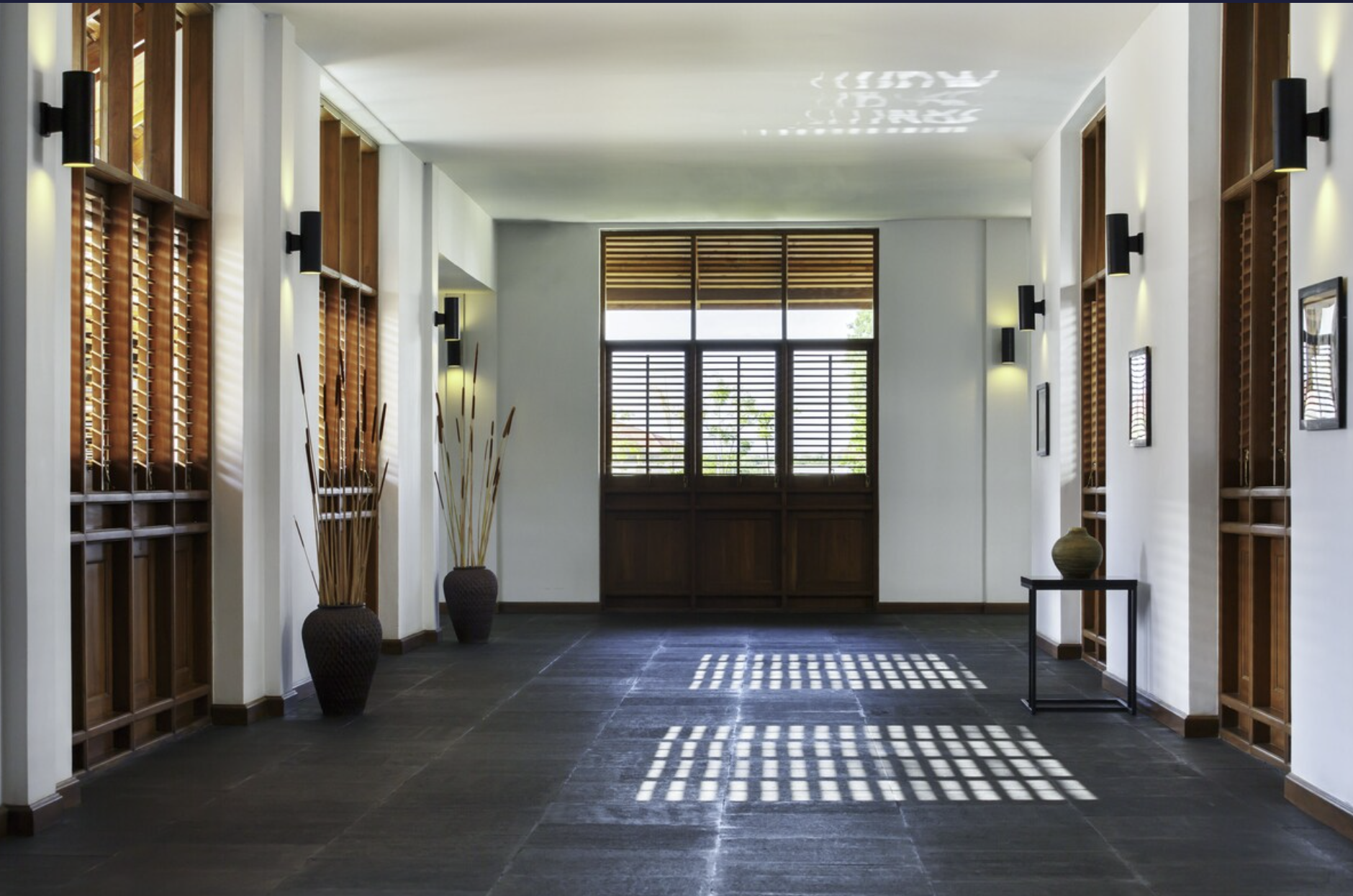 M Gallery - The Lake Garden Hotel Nay Pyi Taw — Balcony & Terrace
