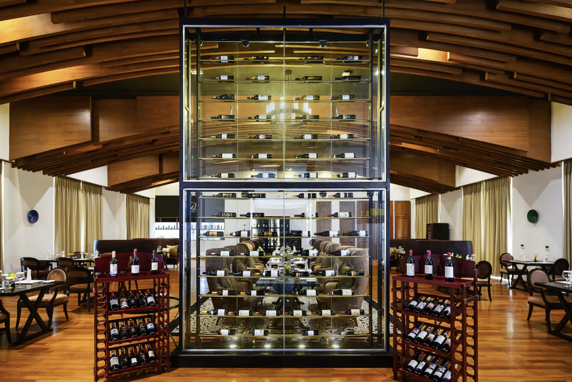 M Gallery - The Lake Garden Hotel Nay Pyi Taw — Wine Cellar