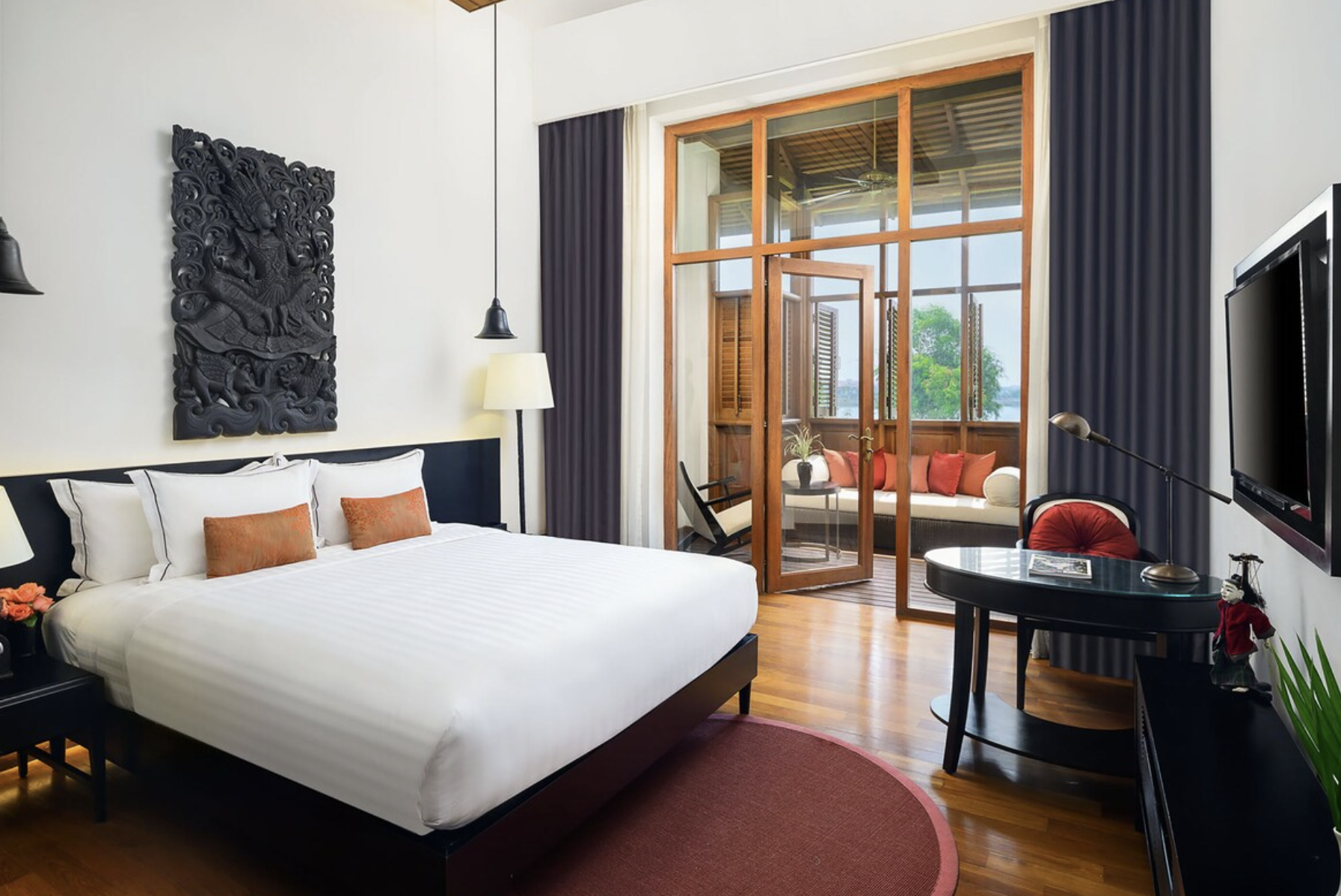 M Gallery - The Lake Garden Hotel Nay Pyi Taw — Bedroom