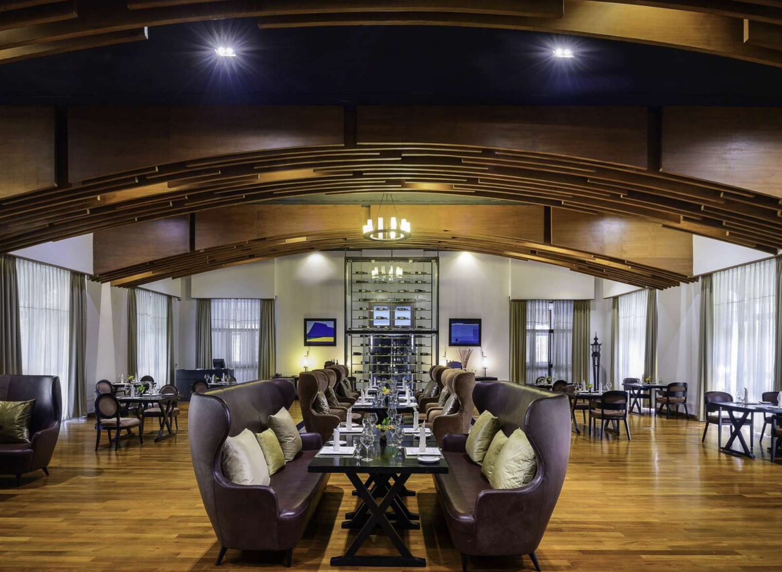 M Gallery - The Lake Garden Hotel Nay Pyi Taw — Dining Room