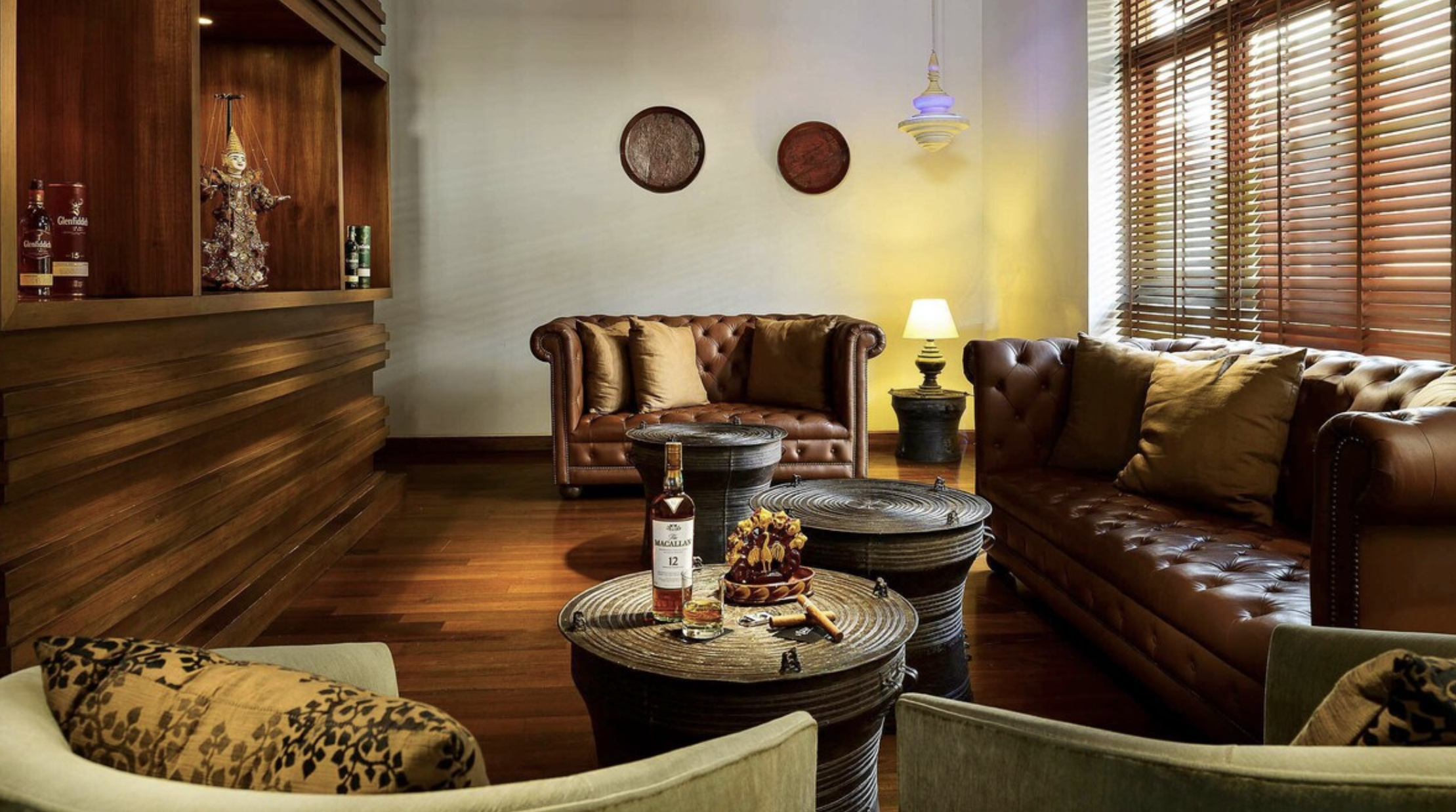 M Gallery - The Lake Garden Hotel Nay Pyi Taw — Wine Cellar
