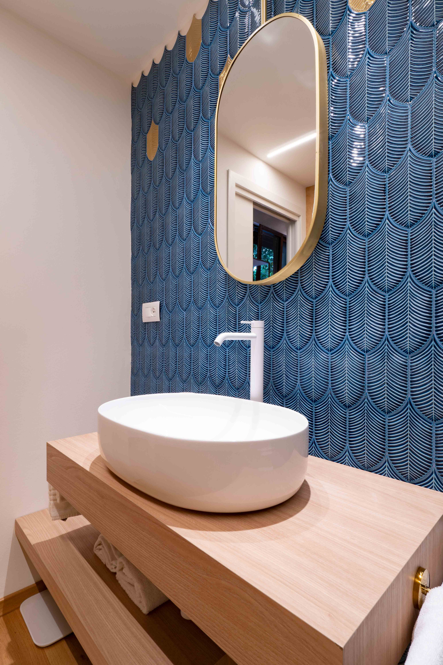 UN BAGNO PREZIOSO — Bathroom