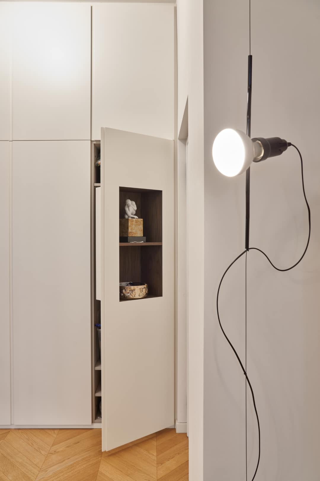 Welcoming and Convivial Warm House — Storage
