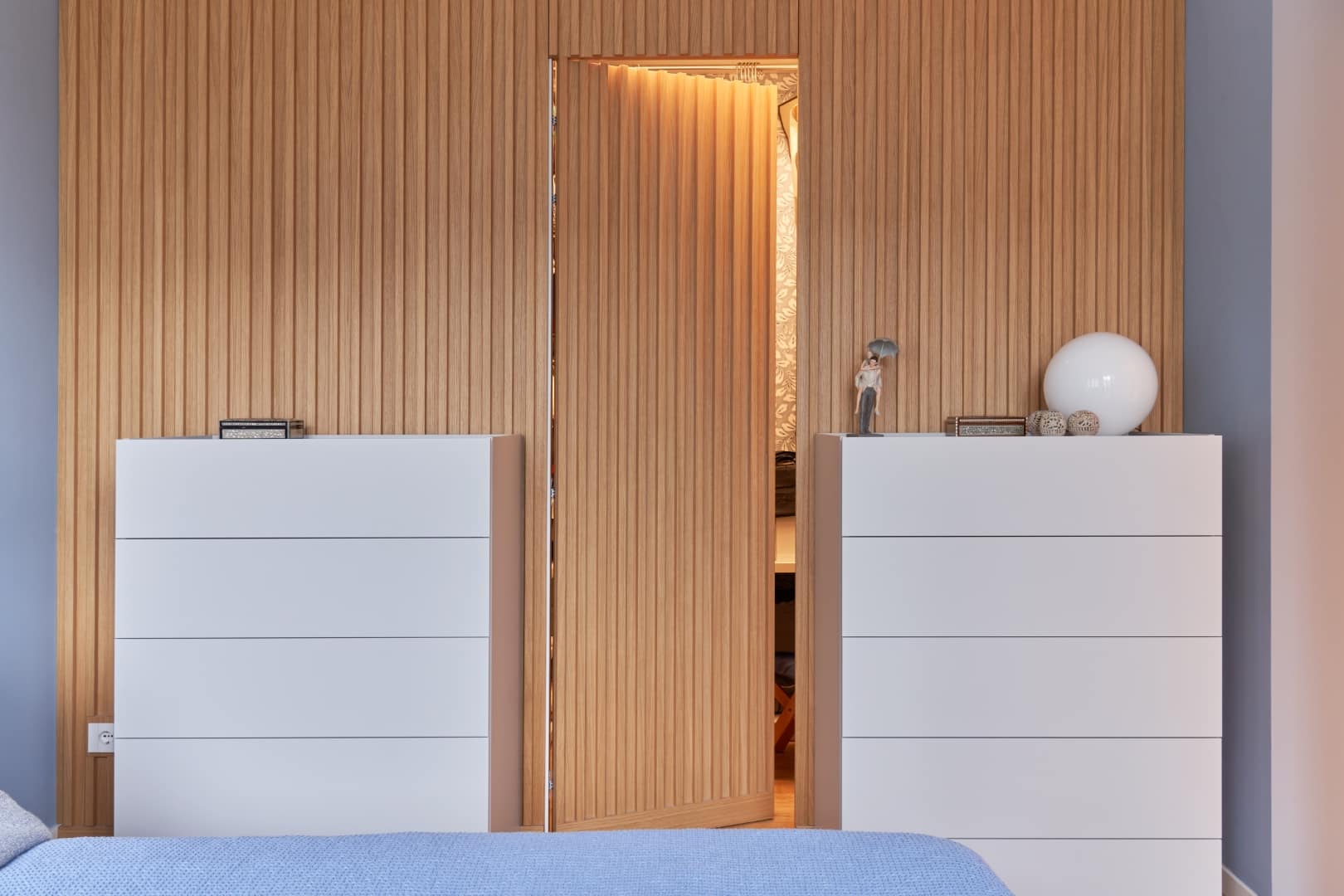 Welcoming and Convivial Warm House — Storage
