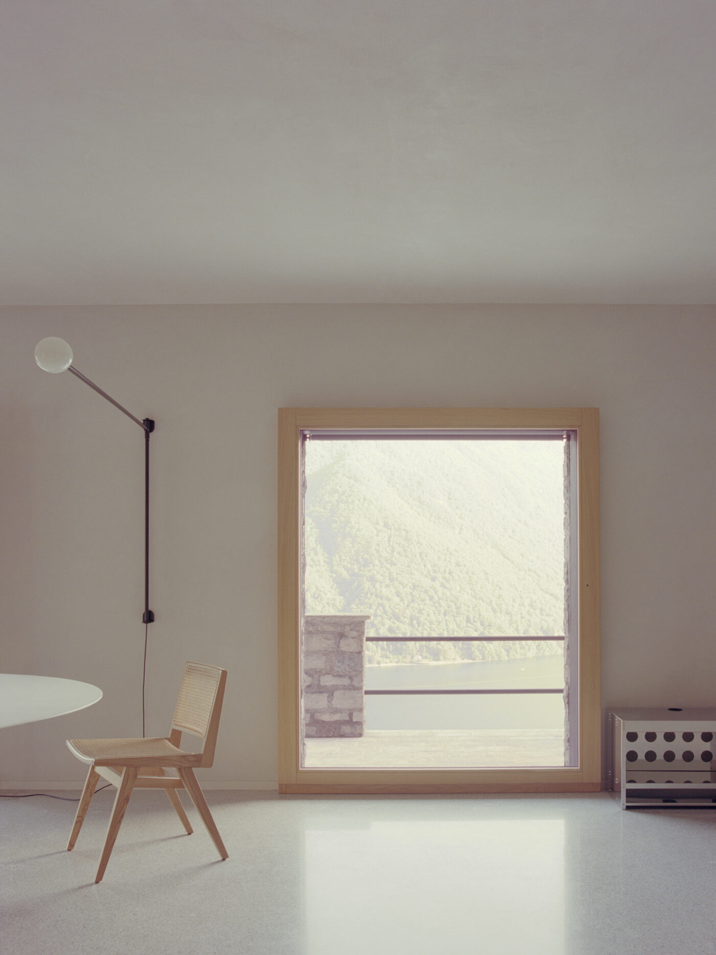 House on Lugano lake — Dining Room