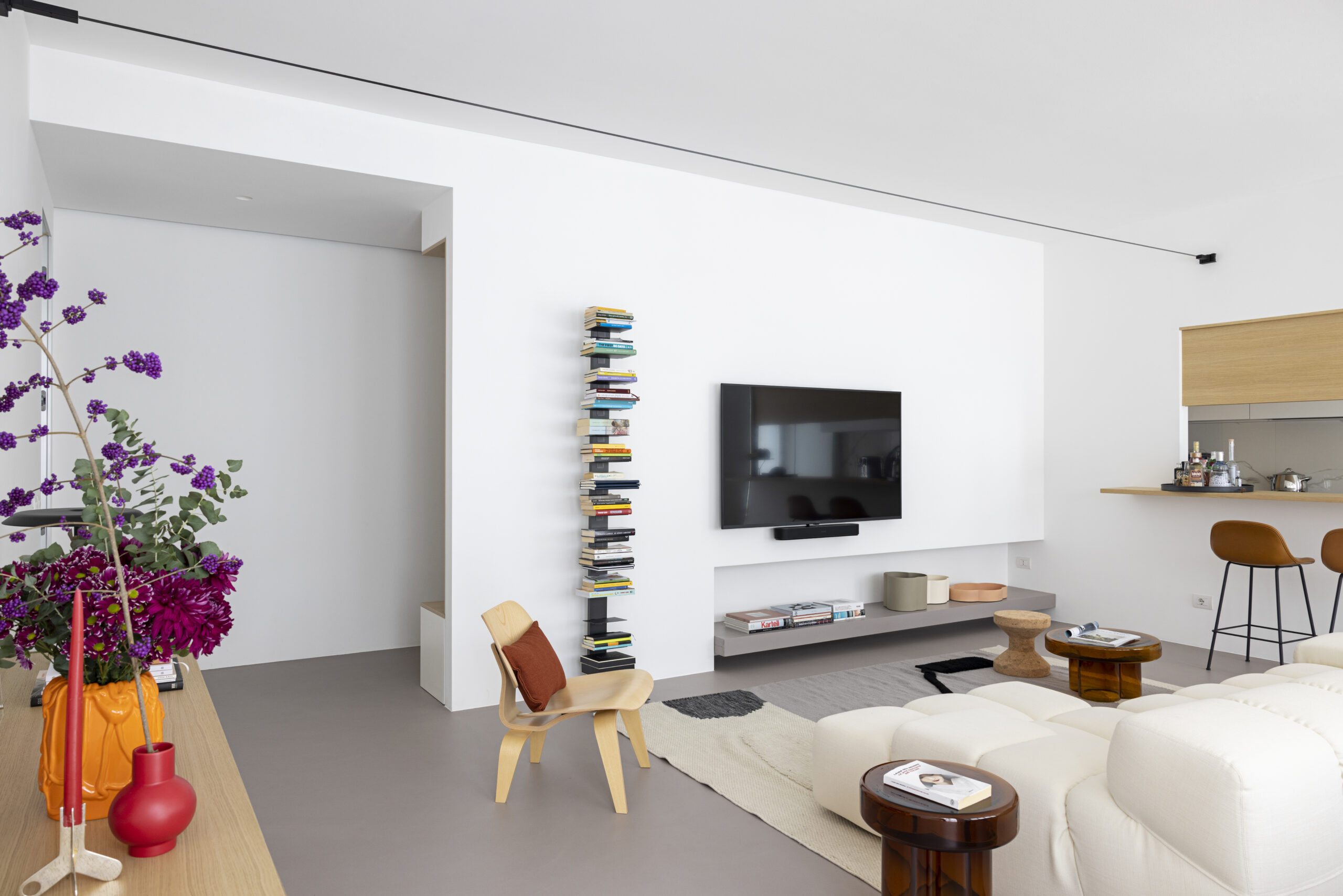 Canonica House — Living Room