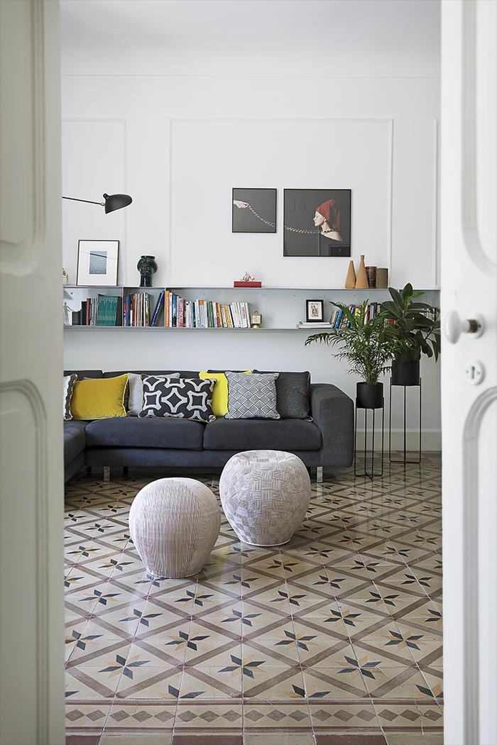 Season V — Living Room