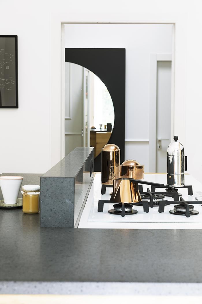 Season V — Kitchen